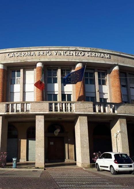 Interventi alla caserma pronti a partire 