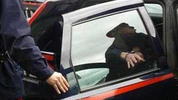 Sorpreso mentre cede eroina A casa trovano il resto: arrestato