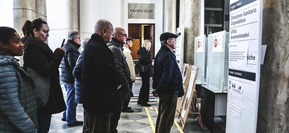 Coronavirus, all'ospedale di Livorno sospesi Cup e prelievi al settimo padiglione 
