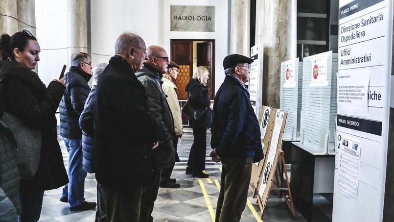 Coronavirus, all'ospedale di Livorno sospesi Cup e prelievi al settimo padiglione
