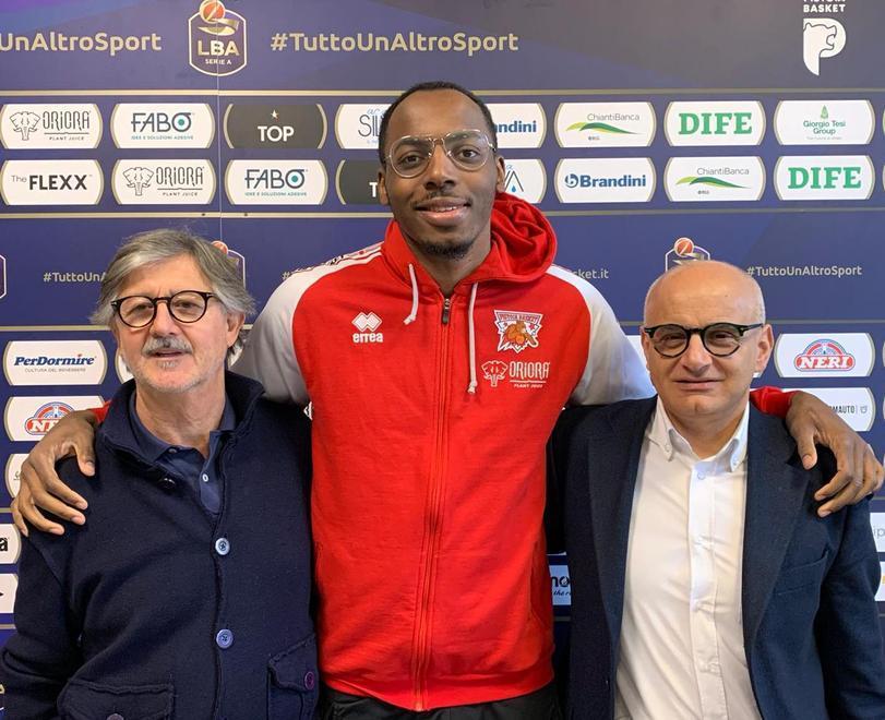 CArl Wheatle fra Massimiliano Lombardi  ed Ettore Saracca