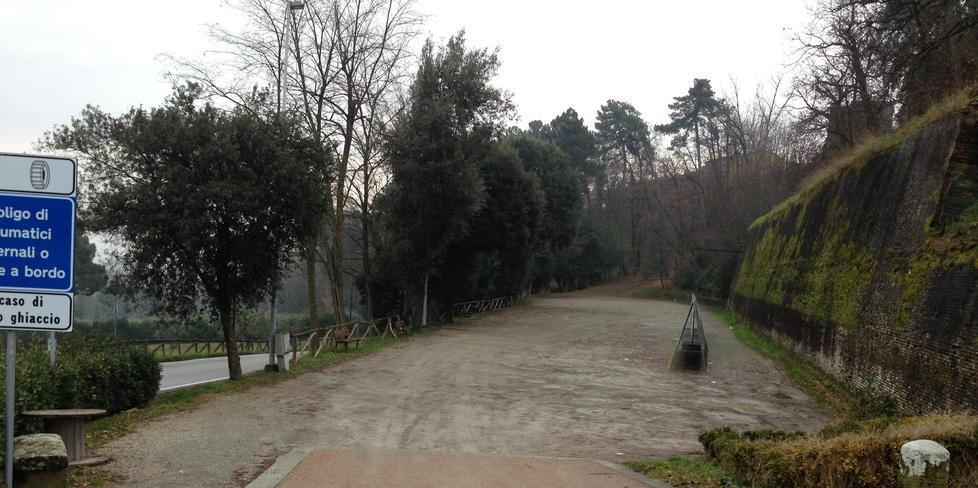 Divieto di sosta nel “campone” fino al 4 maggio 