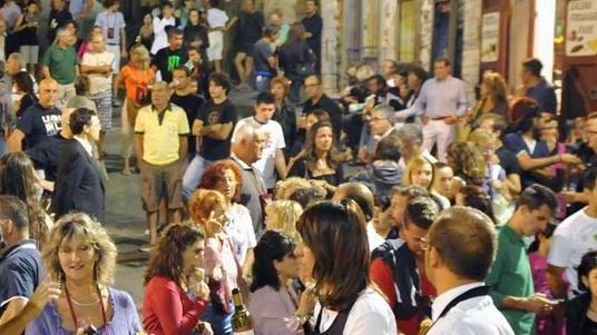 Il virus spaventa gli stranieri Prenotazioni in drastico calo