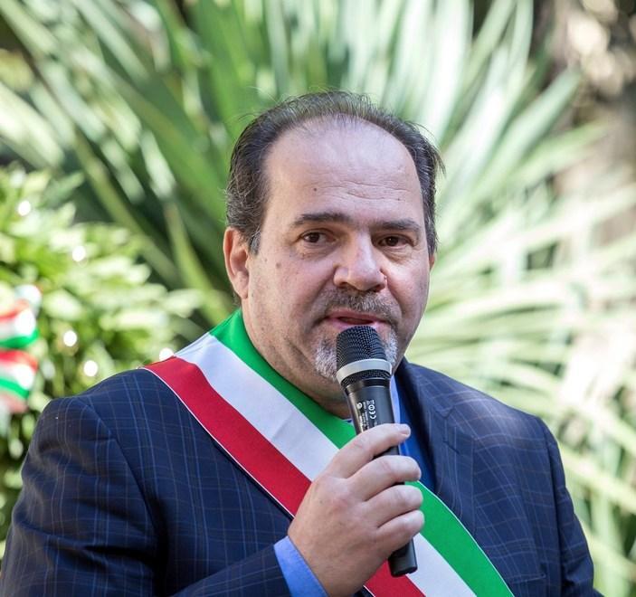 Rinviata l’introduzione della tassa di soggiorno