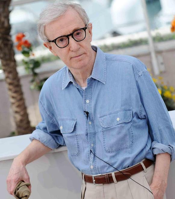 Allen salpa con La nave di Teseo Esce l’autobiografia del cineasta 