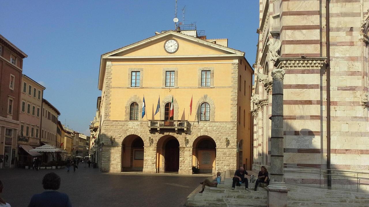 Il palazzo comunale di Grosseto
