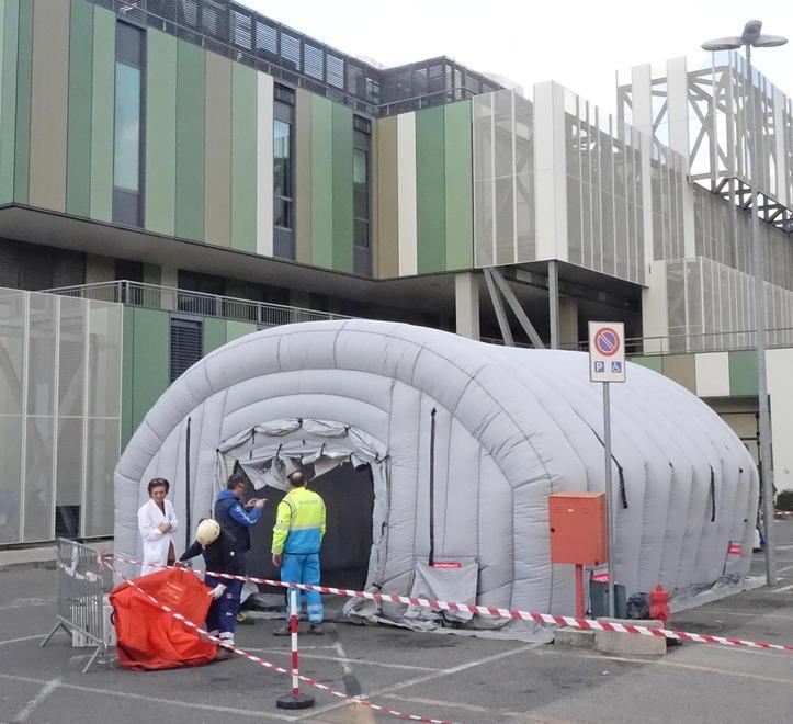 Tenda simbolo della crisi