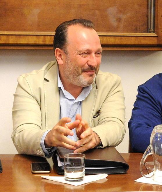 “A cena con il tenore Luca Pacini” stasera al circolo Niccolò Puccini