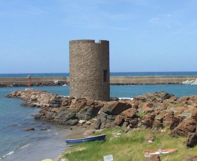 Castelsardo spegne la Torre di Frigiano 