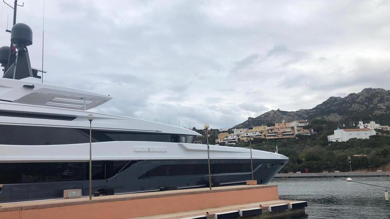 Primo mega yacht del 2020 in Costa Smeralda: ecco “Severins”