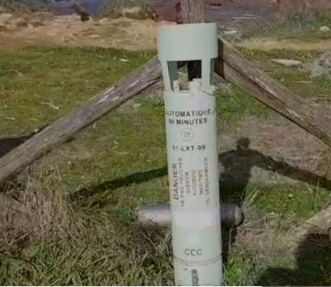 Sassari, i resti di un missile francese trovati in spiaggia a Porto Ferro