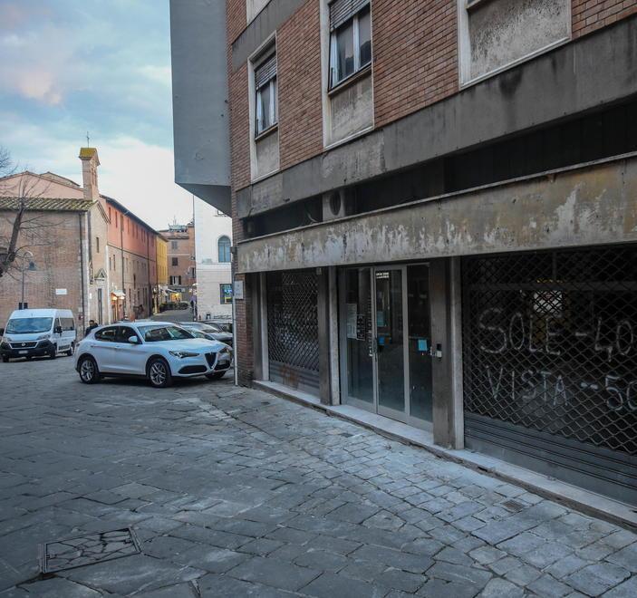 Riflettori accesi sul piano terra A maggio aprirà Carrefour 