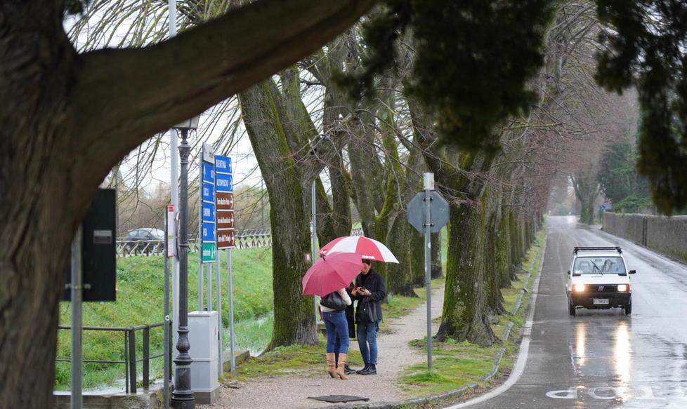 L’allerta non ferma l’intitolazione a Millu della passeggiata
