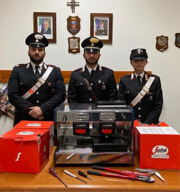 Fanno razzia nella pizzeria delle Fiere di Gonzaga i ladri finiscono in manette 