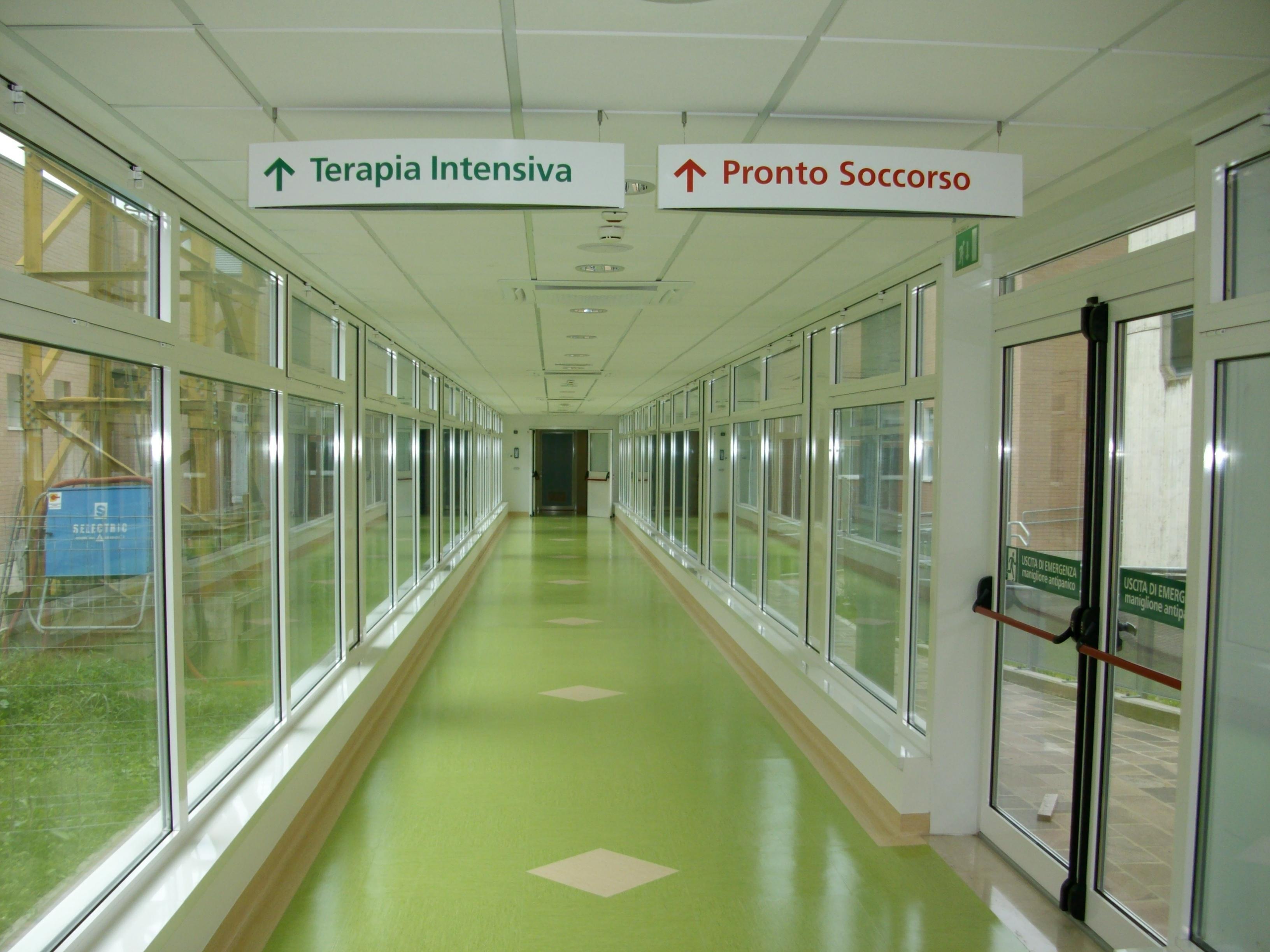 Coronavirus, l'ospedale di Guastalla riservato al Covid-19 con 80 posti letto 