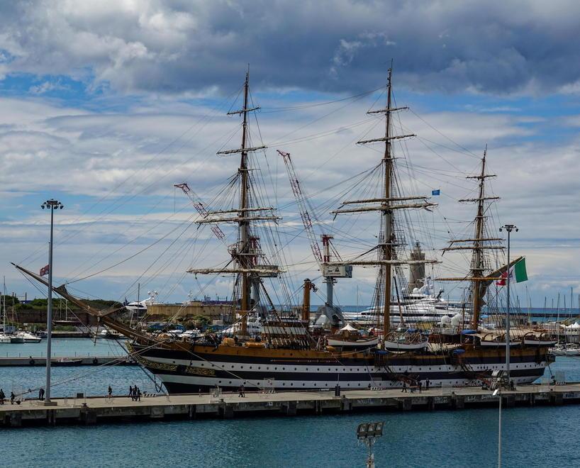 La Marina Militare cancella la campagna di Nave Vespucci 