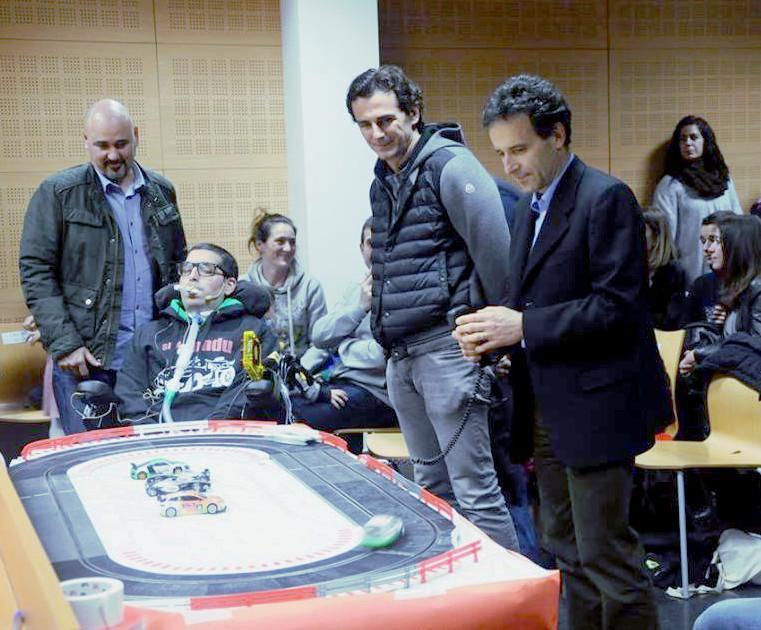 Grazie a un telecomando gareggiano anche i disabili 