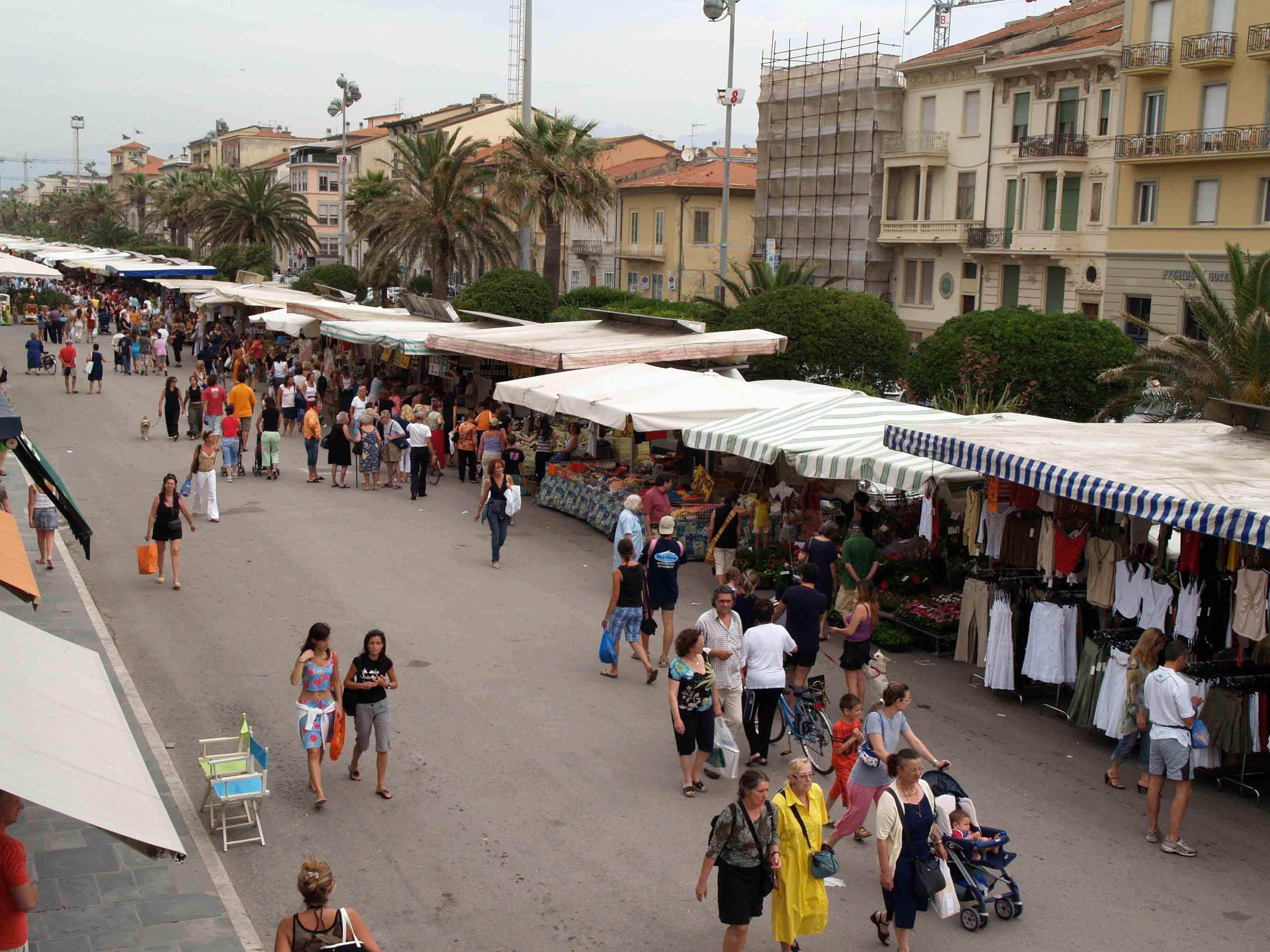 In Versilia stop ai mercati rionali in quasi tutti i comuni