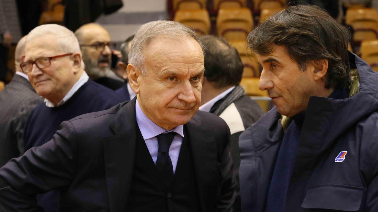 Il presidente della Fip Gianni Petrucci al pala Bigi