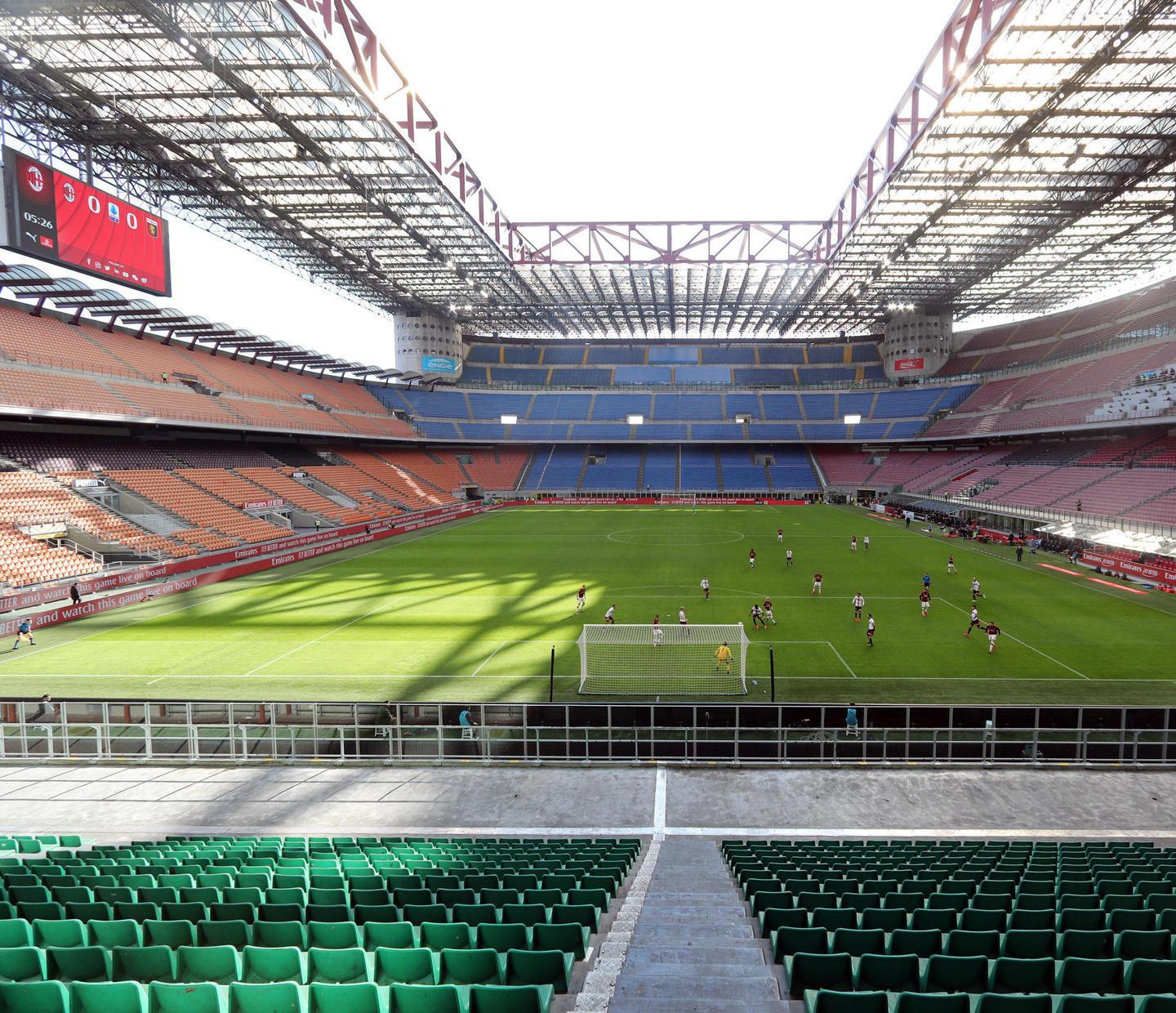 Tonfo del Milan col Genoa Sorridono Samp e Spal