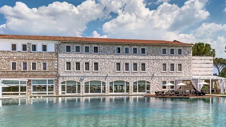 Coronavirus, Terme di Saturnia si ferma a tutela dei dipendenti