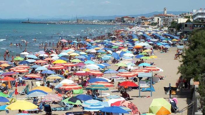 Disdette e calo di prenotazioni Chiesti provvedimenti a Conte
