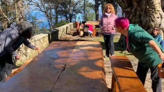 I volontari al lavoro alla Madonna del Monte