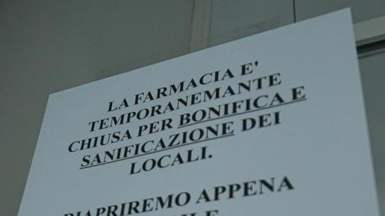 «Le farmaciste non sono positive, anzi sì» Ore di caos in città e sulle tante chat