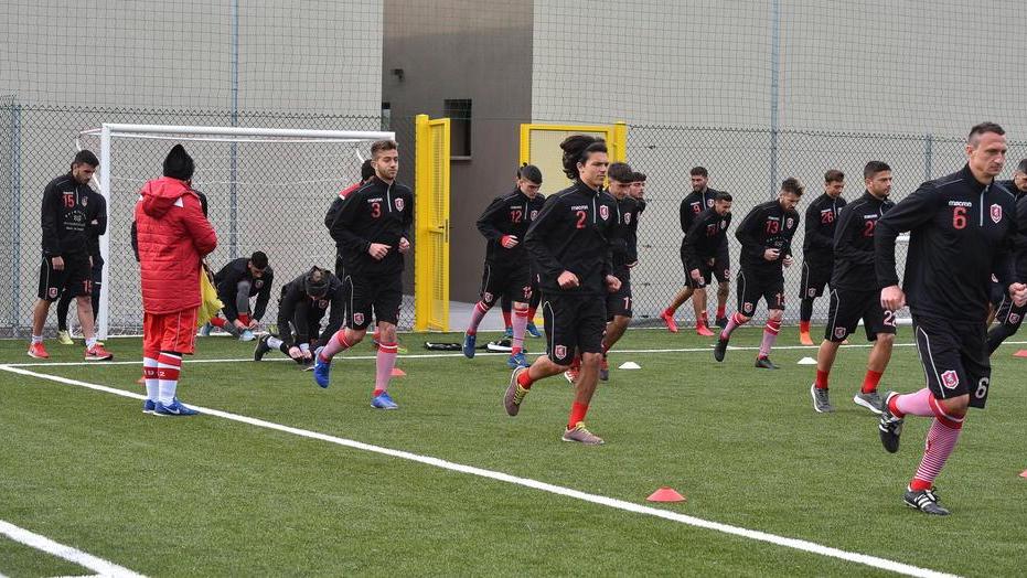 Il campionato riparte il 5 aprile Il Grifone ferma le giovanili