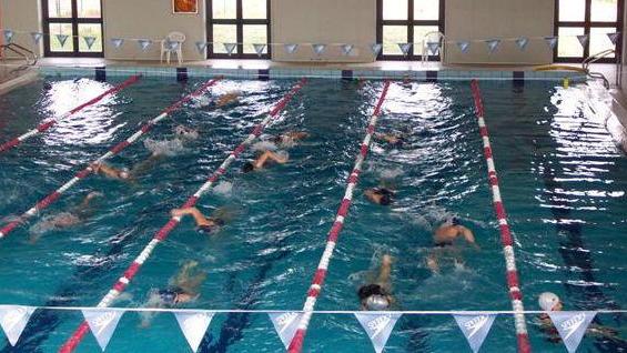 Cascina chiude la piscina