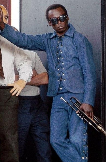 Miles Davis cambiò il jazz Il “doppio” Bitches Brew ha rivoluzionato la musica 