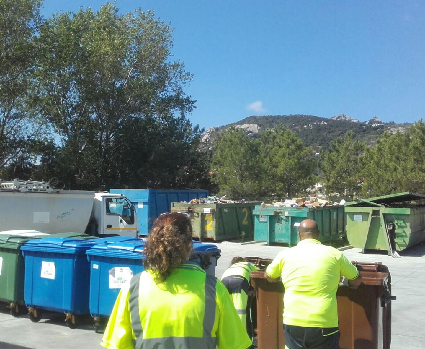 Una nuova isola ecologica all’ingresso di Baia Sardinia 