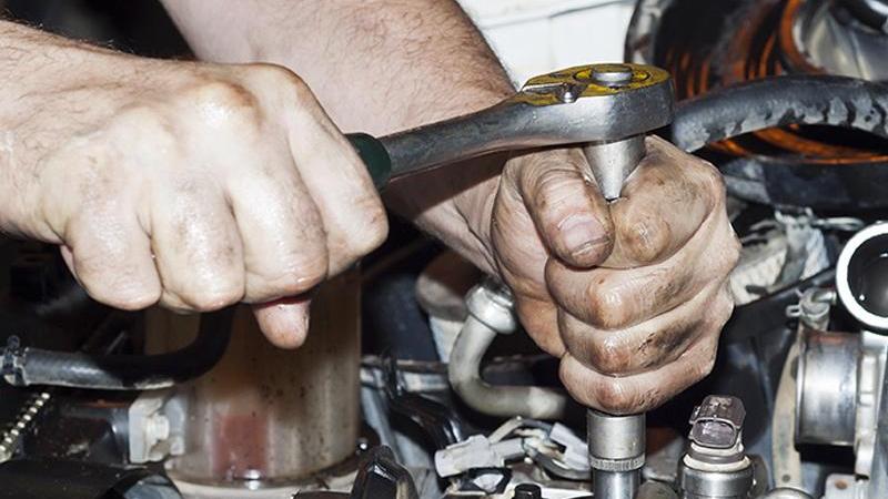 Settore metalmeccanico servono 5 idraulici