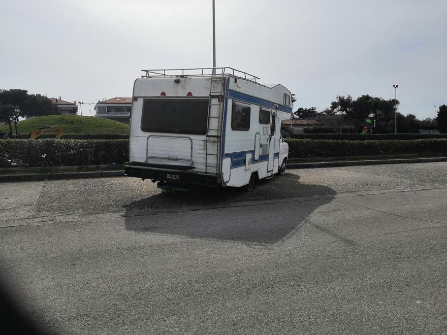 Coronavirus, camper lungomare e controlli a tappeto: nessuno in arrivo dalle zone rosse 
