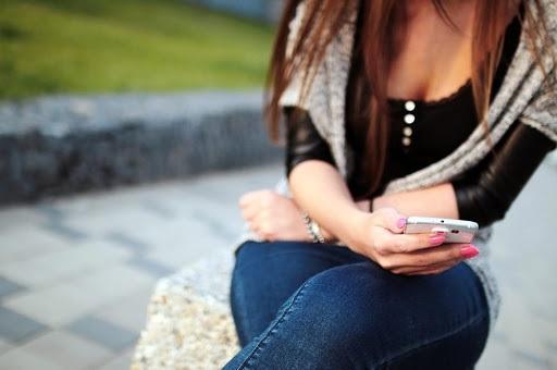 Carpi, molesta via whatsapp una minorenne 