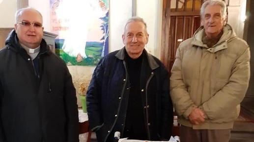 Sedia a rotelle donata agli anziani ospiti della Casa del Clero