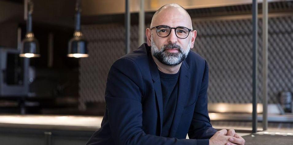 E Filippo Di Bartola prepara la cena e la porta a casa