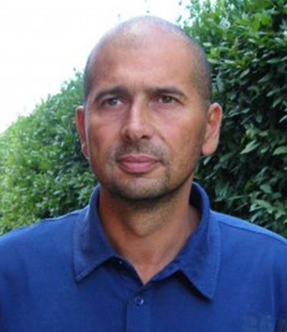 L’addio a Menicucci commerciante di 54 anni ucciso da un malattia 