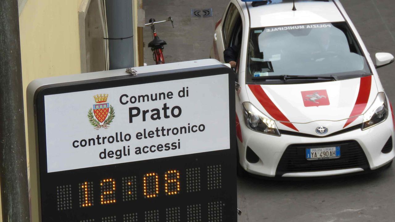 L'opposizione chiede lo spegnimento dei varchi elettronici