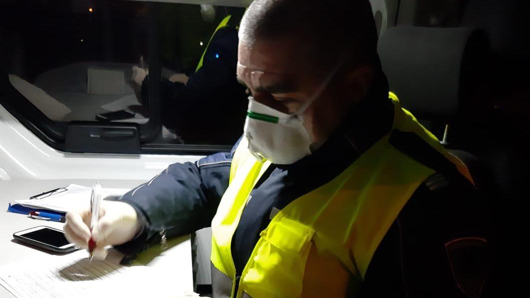 Coronavirus, Bassa: controllate 95 attività e 25 automibilisti