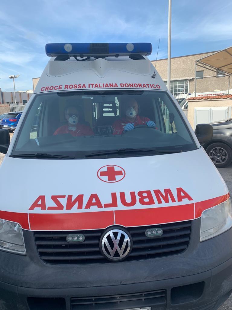 L'ambulanza della Croce rossa di Donoratico per l'emergenza coronavirus