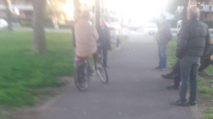 La pista ciclabile lungo il Bisenzio in viale Galilei a Prato mercoledì pomeriggio