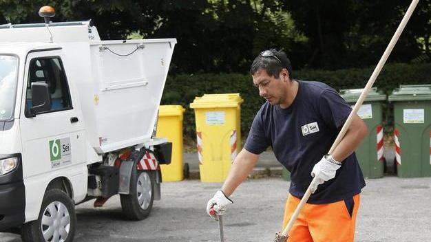 «Pacchetto di misure per i rifiuti Garantiti spazzamento e raccolta»