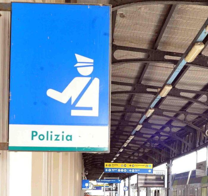 Erano fuori casa senza motivo primi tre denunciati a Pistoia 