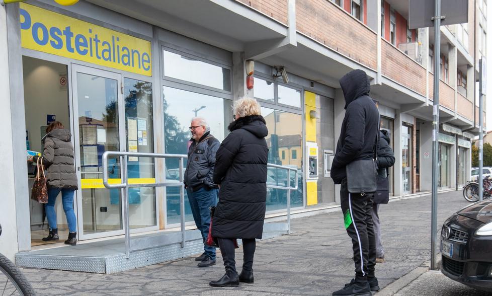 Chiusura di 75 uffici postali Altri aperti con orari ridotti 