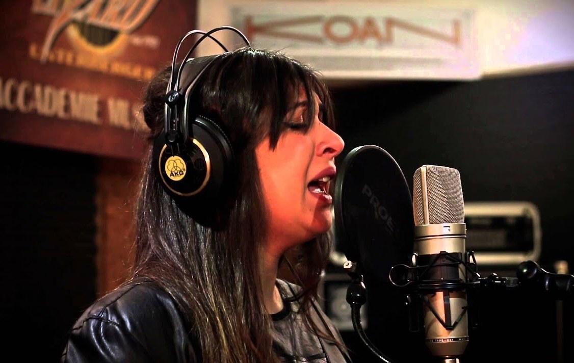 «Musicisti sassaresi, fatevi le cover a vicenda» 