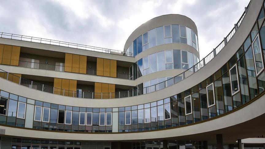 L’ingegnere lancia l’appello «Donate soldi agli ospedali»