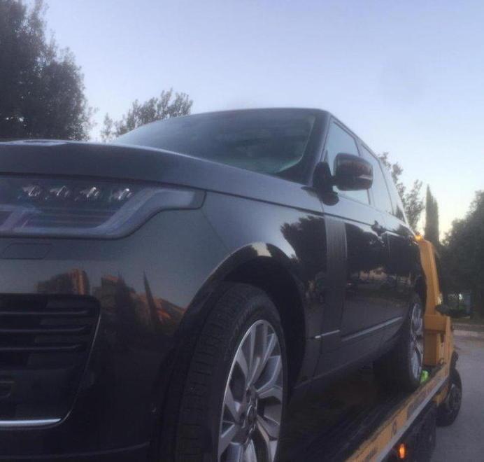 Rubano auto di lusso Ritrovate dalla stradale in un parcheggio 