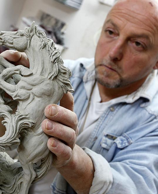 Noti designer e artigiani per la rinascita dell’alabastro 