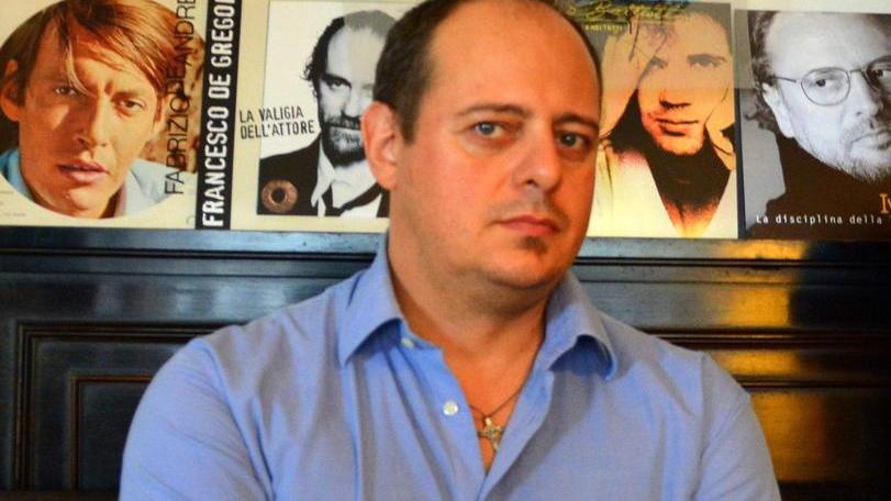 Critica in diretta social